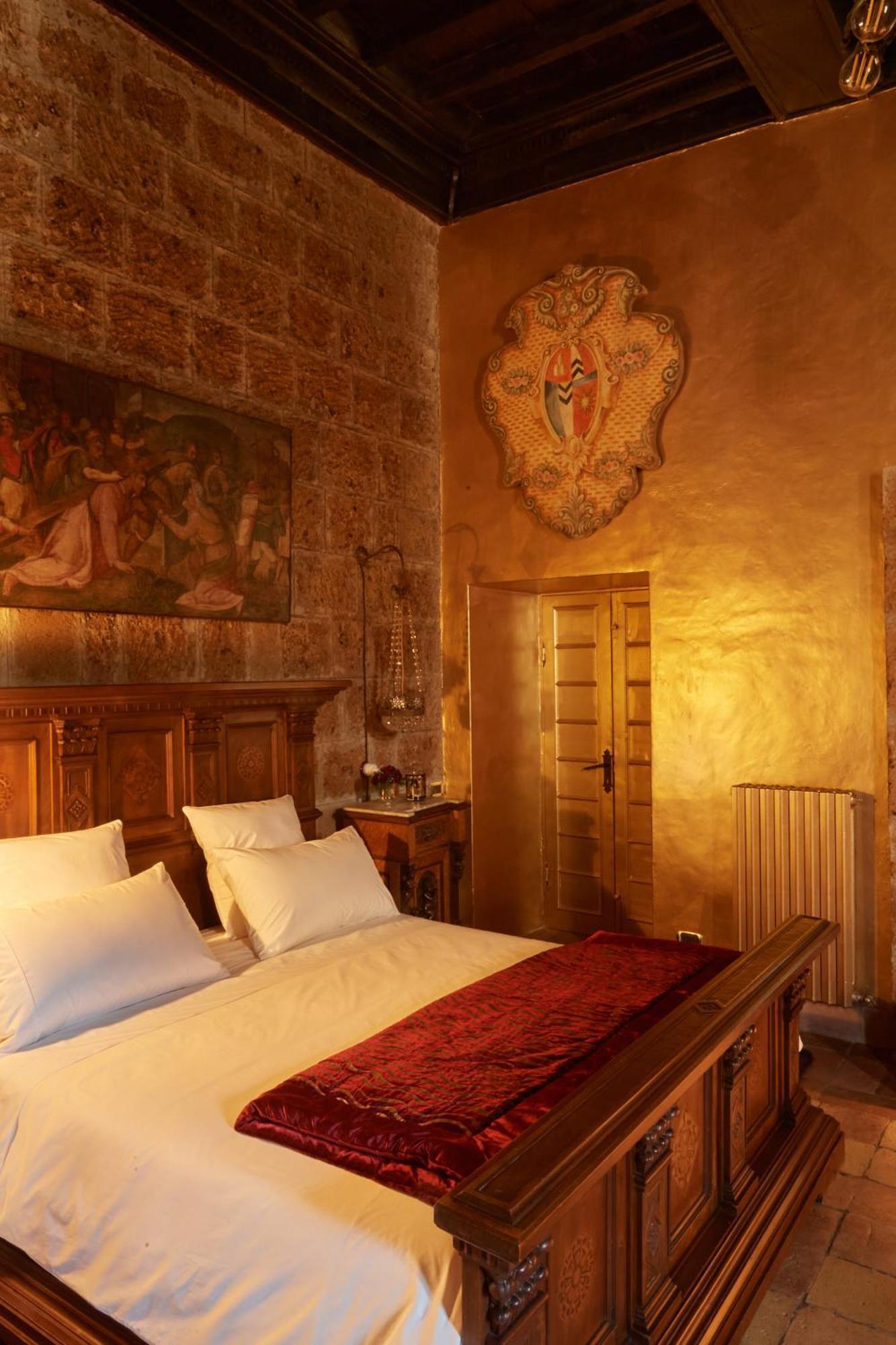 Palazzo Storico Colesanti *